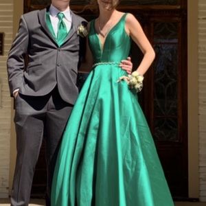 prom dress💚⚡️💌